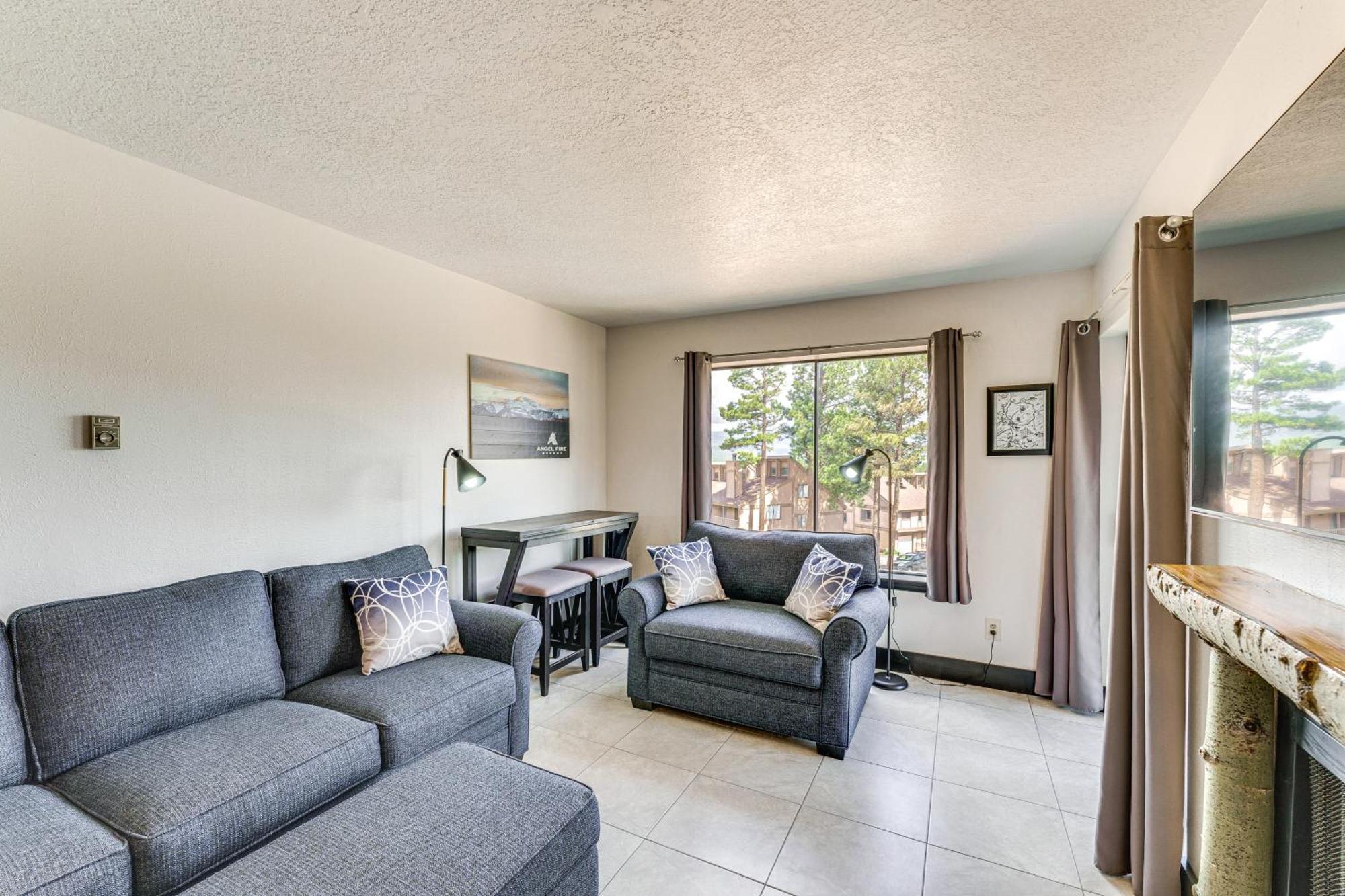Angel Fire Mountain Condo Steps To Ski Resort! Εξωτερικό φωτογραφία