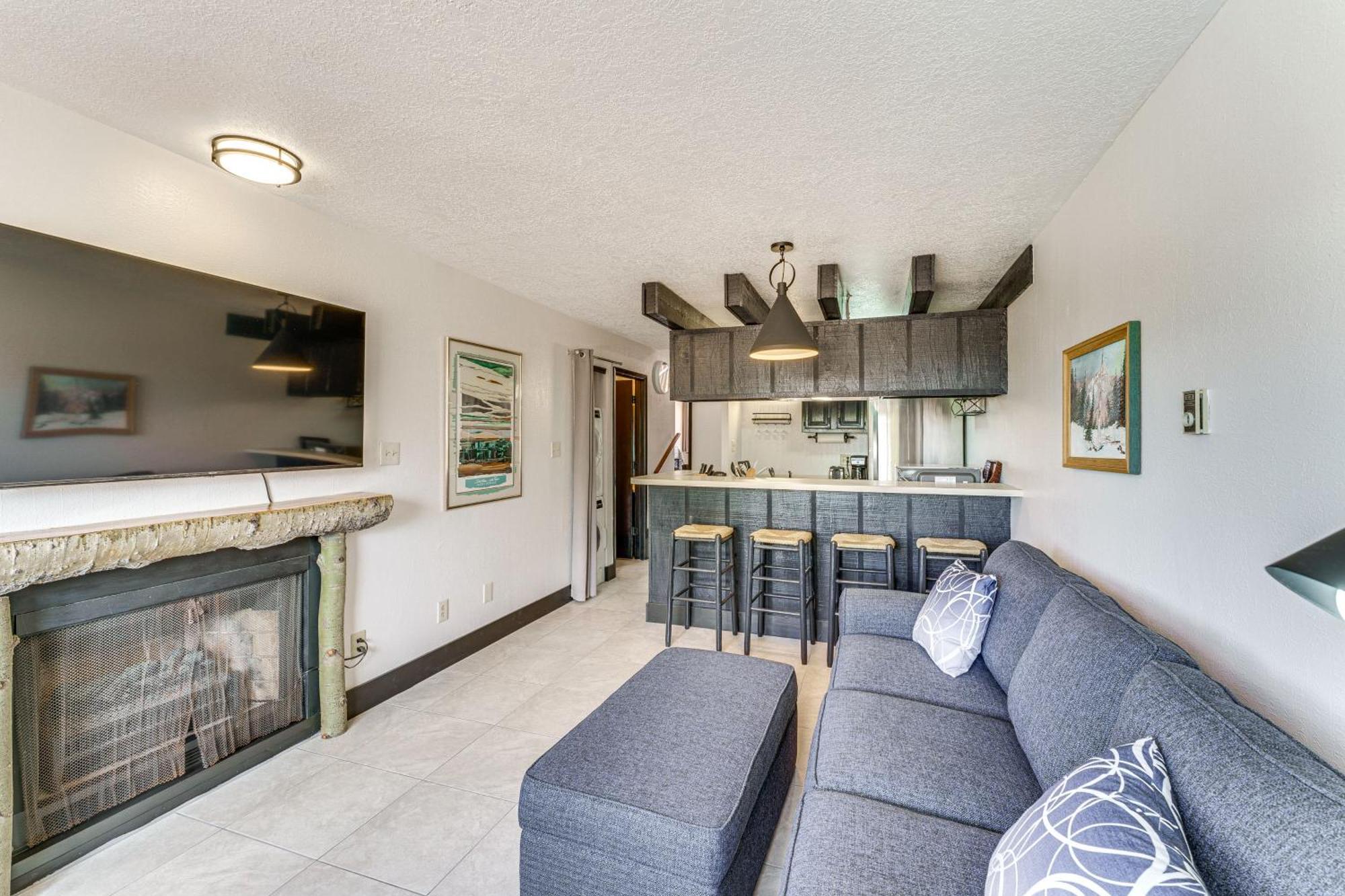 Angel Fire Mountain Condo Steps To Ski Resort! Εξωτερικό φωτογραφία